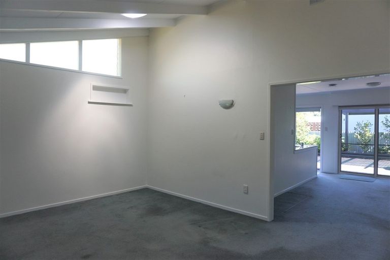 Photo of property in 76b Middle Road, Havelock North, 4130