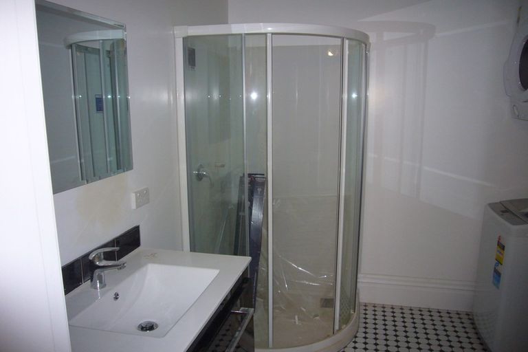 Photo of property in 56 Majoribanks Street, Mount Victoria, Wellington, 6011