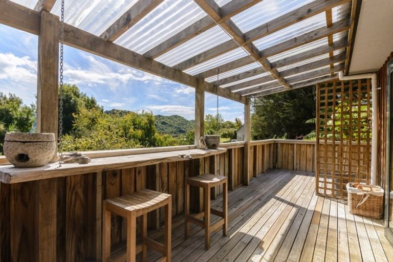 Photo of property in 26 Newgate Street, Picton, 7220