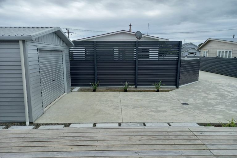 Photo of property in 1a Warren Street, Foxton Beach, 4815