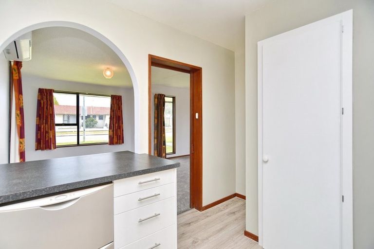 Photo of property in 2 Kinross Street, Hei Hei, Christchurch, 8042