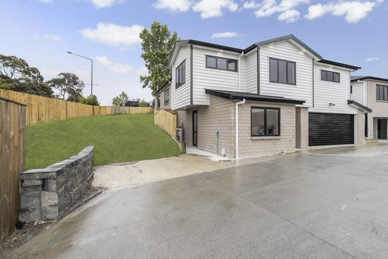 Photo of property in 4181a Great North Road, Glen Eden, Auckland, 0602