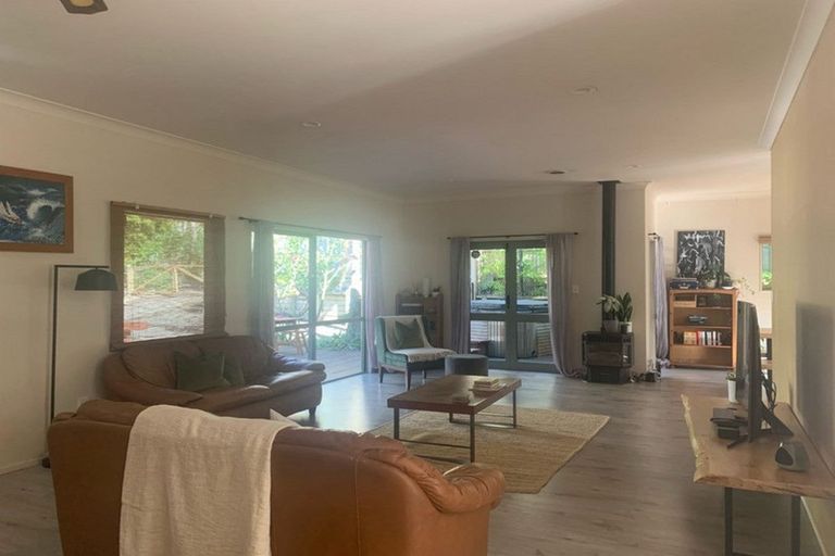 Photo of property in 279c Royal Road, Massey, Auckland, 0614