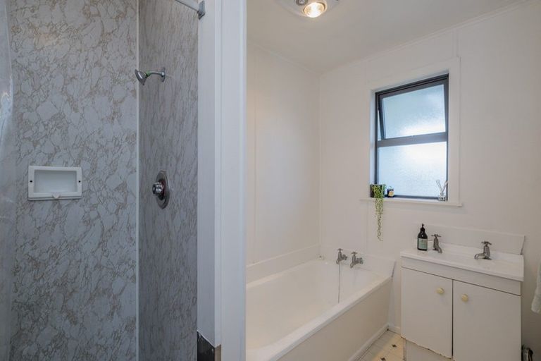 Photo of property in 27 Parsons Avenue, Levin, 5510