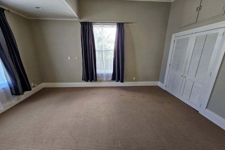 Photo of property in 15 Myrtle Street, Hamilton East, Hamilton, 3216