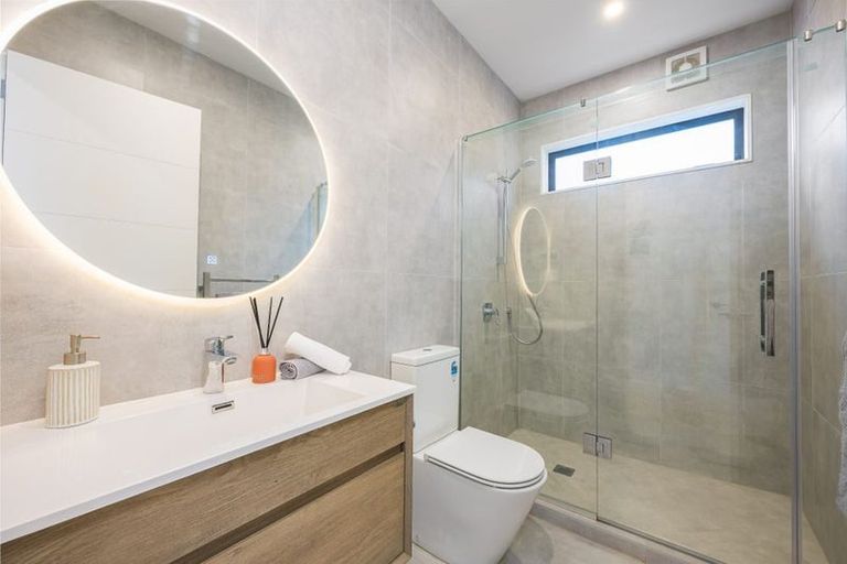 Photo of property in 15 Mita Road, Silverdale, 0932