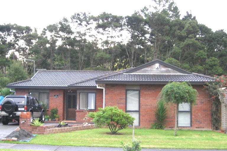 Photo of property in 4 Waimoko Glen, Swanson, Auckland, 0612