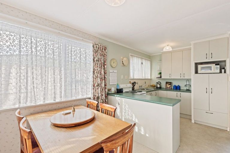 Photo of property in 135 Cracroft Street, Waitara, 4320