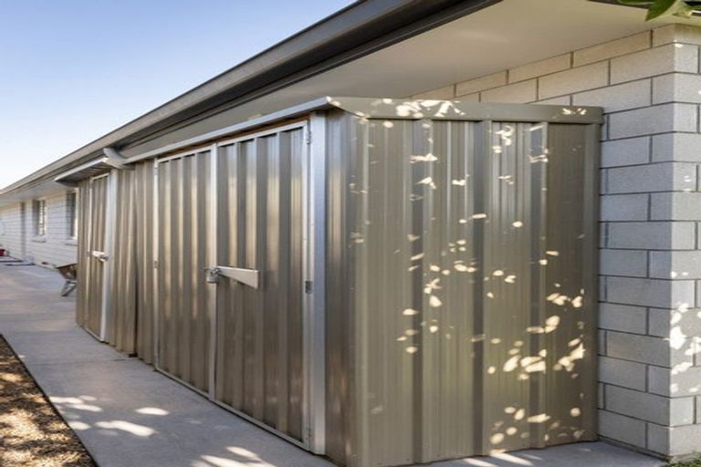 Photo of property in 12b Kayelene Place, Omokoroa, 3114