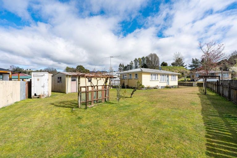 Photo of property in 27 Bullians Avenue, Taumarunui, 3920