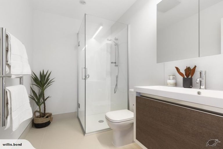 Photo of property in 10/117 Buckley Avenue, Hobsonville, Auckland, 0616