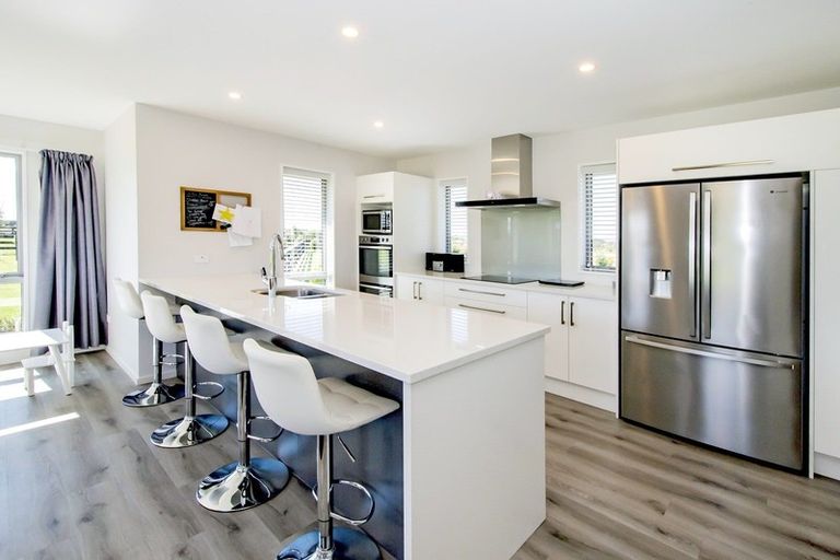 Photo of property in 25 Landsborough Drive, Darfield, 7571