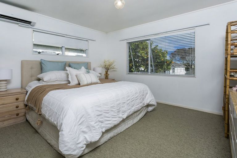 Photo of property in 3/8 Opua Street, Belmont, Auckland, 0622