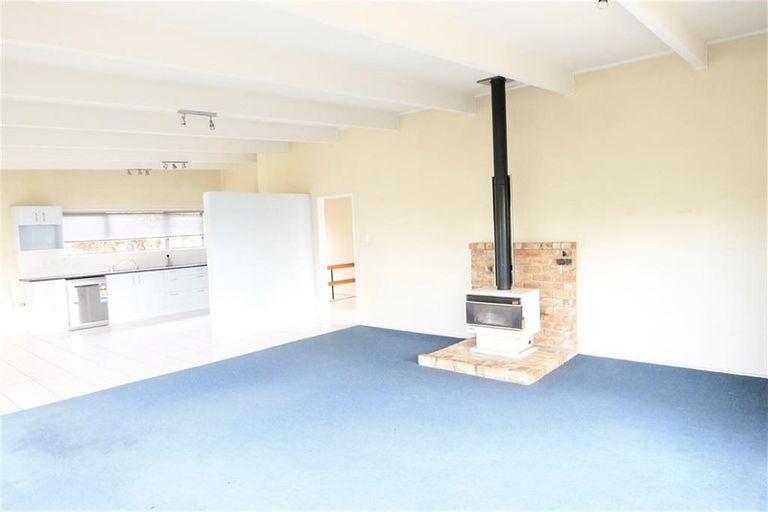 Photo of property in 137 Albany Highway, Unsworth Heights, Auckland, 0632