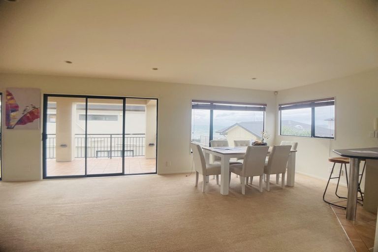 Photo of property in 41a The Esplanade, Eastern Beach, Auckland, 2012