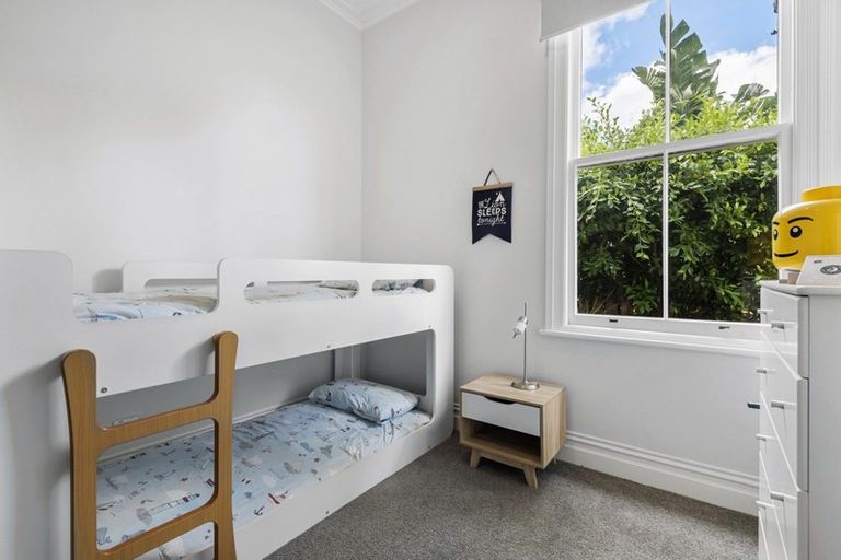 Photo of property in 15 Abbotsford Terrace, Devonport, Auckland, 0624
