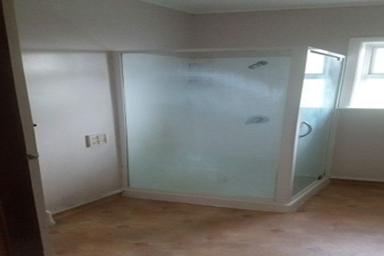 Photo of property in 2/72b Ira Street, Miramar, Wellington, 6022