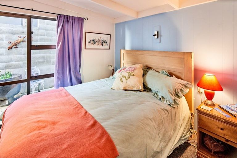 Photo of property in 176 Saint Andrews Road, Plimmerton, Porirua, 5026