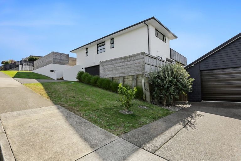 Photo of property in 3 Tirinui Crest Road, Otumoetai, Tauranga, 3110
