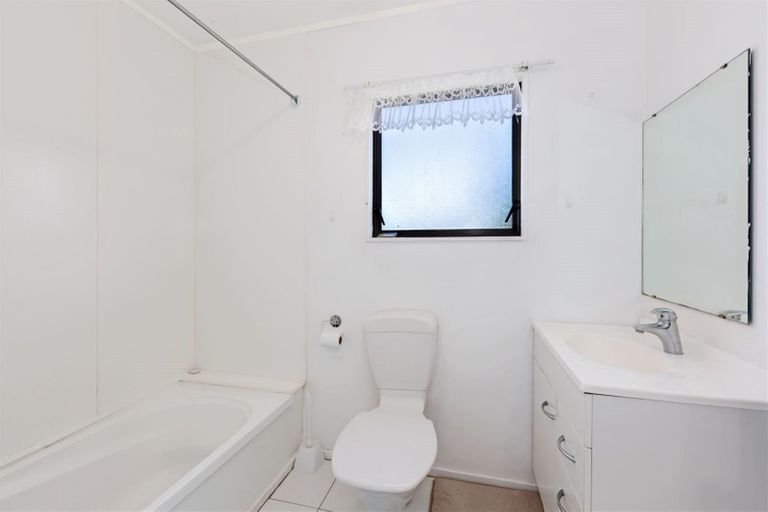 Photo of property in 8 Morere Street, Titahi Bay, Porirua, 5022