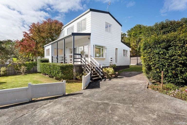 Photo of property in 2/12 Taynith Place, Glenfield, Auckland, 0629