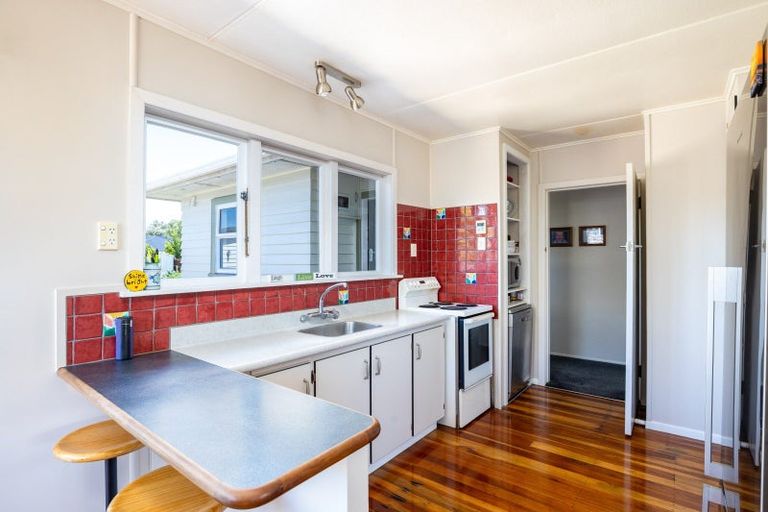 Photo of property in 305 Frankley Road, Ferndale, New Plymouth, 4310