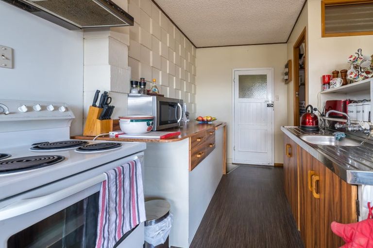 Photo of property in 67 Easther Crescent, Kew, Dunedin, 9012