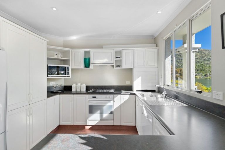 Photo of property in 11 Yewlett Crescent, Frankton, Queenstown, 9300