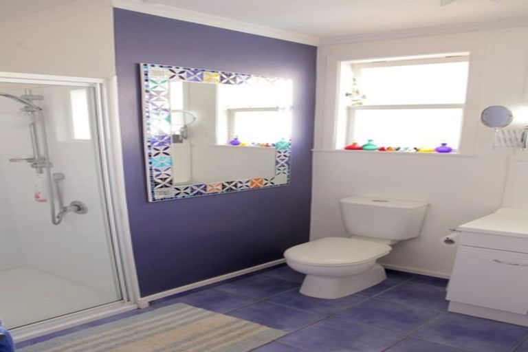 Photo of property in 44 Sarah Street, Waikawa Beach, Levin, 5573