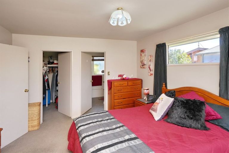 Photo of property in 34 Shenley Drive, Belfast, Christchurch, 8051