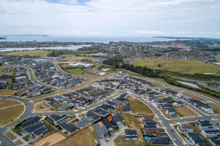 Photo of property in 5 Frontiere Lane, Silverdale, 0932