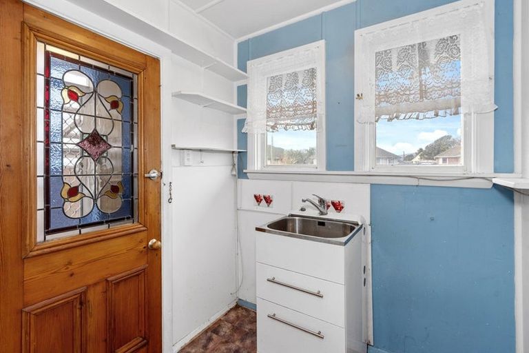 Photo of property in 25 Merrington Crescent, Aranui, Christchurch, 8061