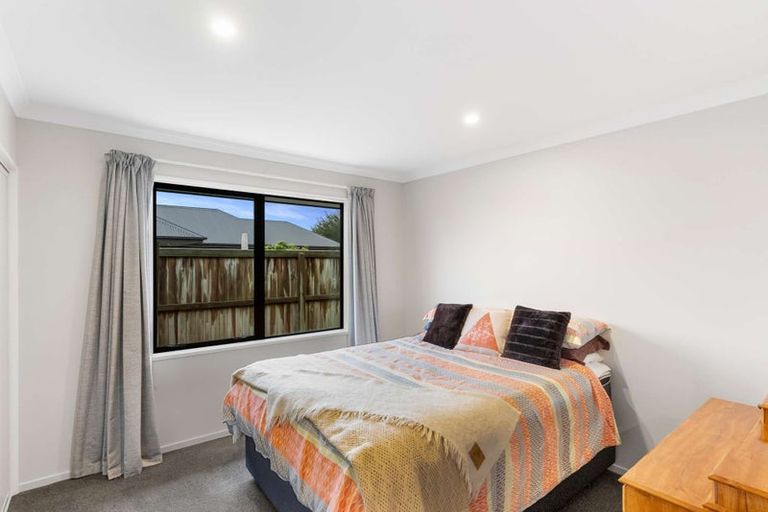 Photo of property in 31 Navy Loop, Rolleston, 7614