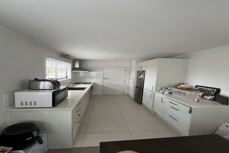 Photo of property in 30 Vandeleur Avenue, Birkdale, Auckland, 0626