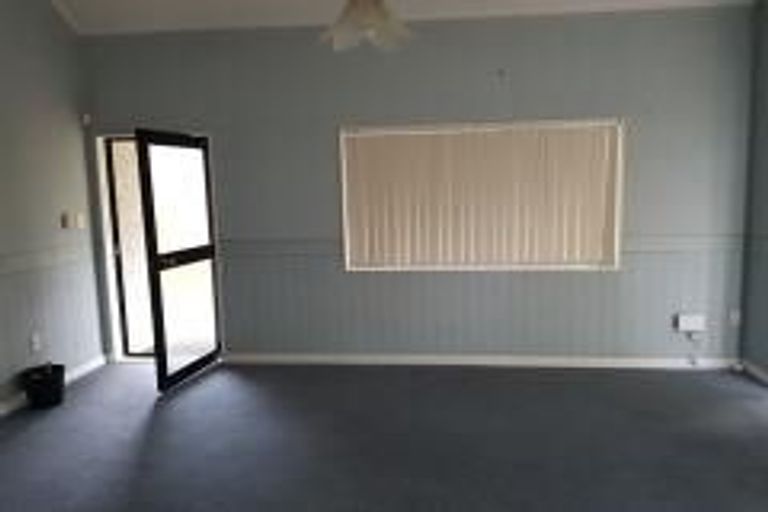 Photo of property in 93c North Street, Palmerston North, 4410