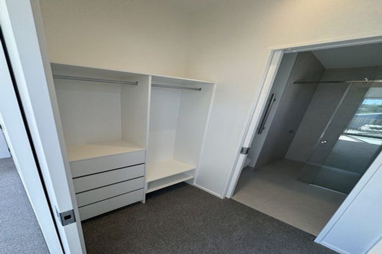 Photo of property in 7b Manor Place, Point Chevalier, Auckland, 1022