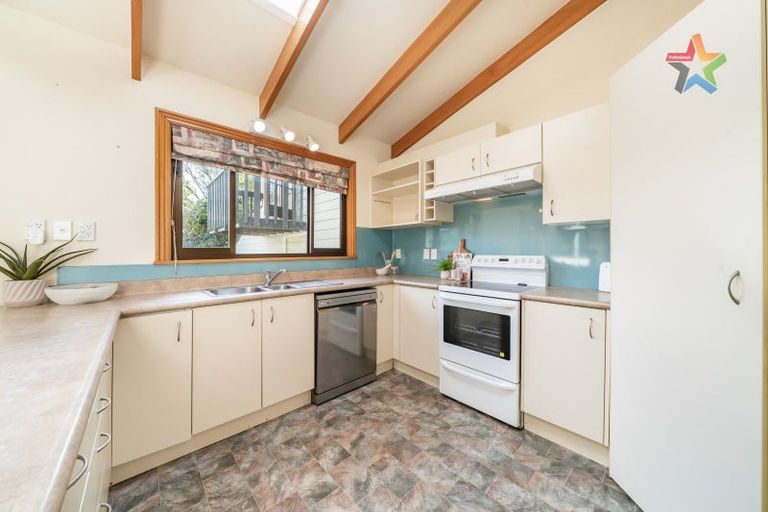 Photo of property in 146a Riverside Drive, Waiwhetu, Lower Hutt, 5010