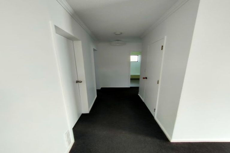 Photo of property in 13b Franklyn Road, Tawa, Wellington, 5028