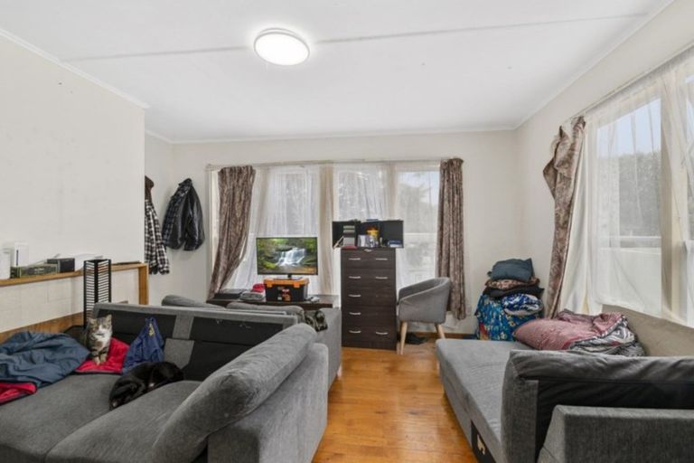 Photo of property in 6-8 Waihemo Street, Waitangirua, Porirua, 5024