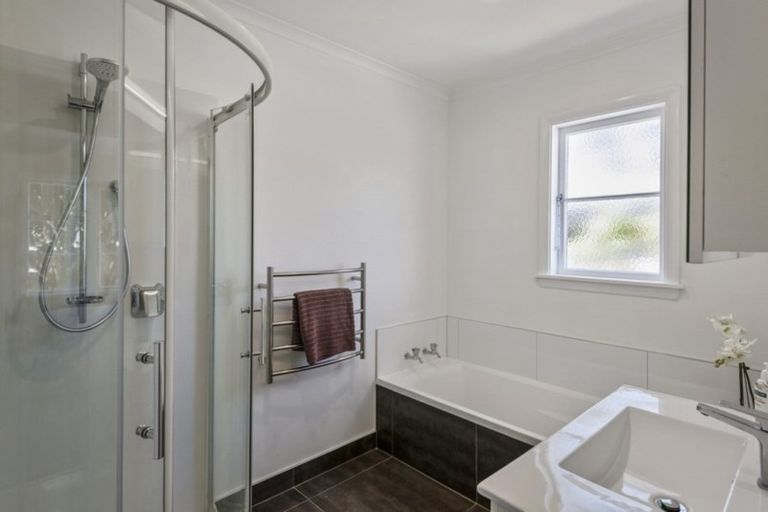 Photo of property in 1/310 Clyde Road, Bryndwr, Christchurch, 8053