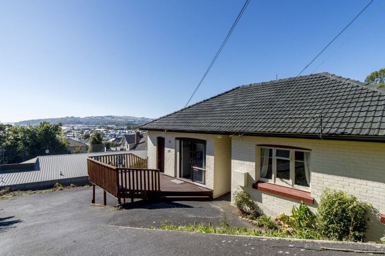 Photo of property in 35 Easther Crescent, Kew, Dunedin, 9012