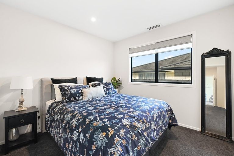 Photo of property in 8 Paiaka Place, Rototuna North, Hamilton, 3210