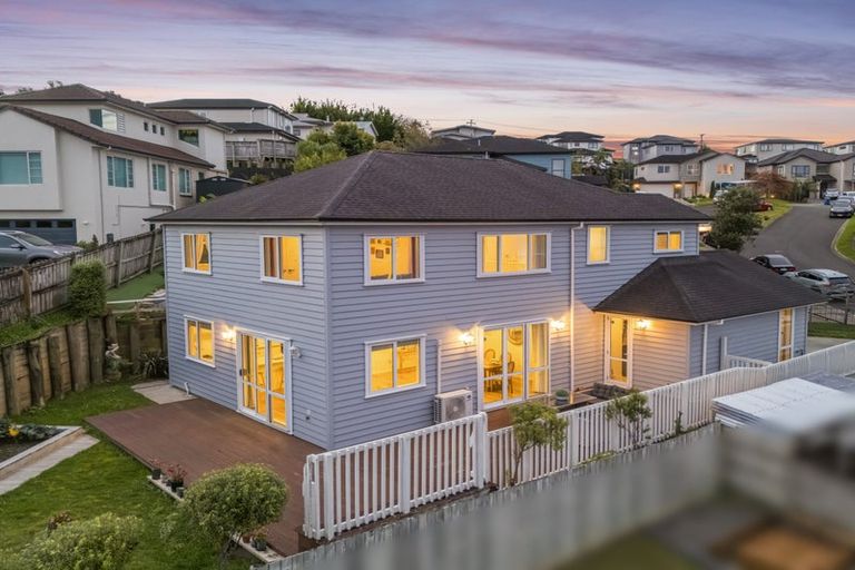 Photo of property in 4 San Casello Rise, Henderson, Auckland, 0612