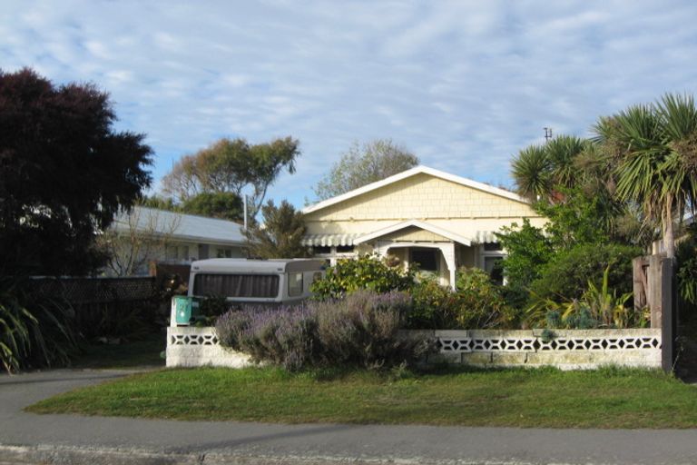 Photo of property in 21 Falcon Street, New Brighton, Christchurch, 8061