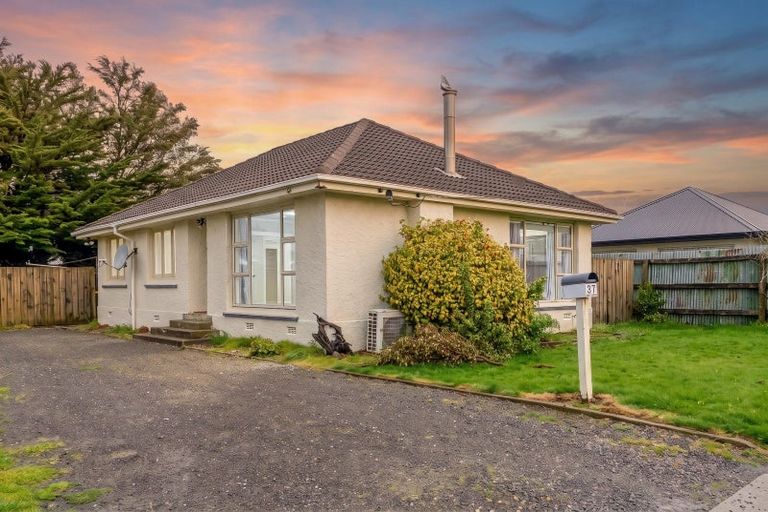 Photo of property in 37 Harvey Street, Grasmere, Invercargill, 9810