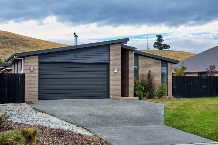 Photo of property in 4 Tauhou Place, Kaikoura, 7300