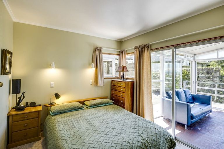 Photo of property in 32 May Avenue, Hospital Hill, Napier, 4110