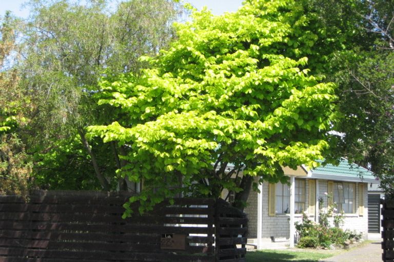 Photo of property in 28 Saint Heliers Crescent, Aranui, Christchurch, 8061