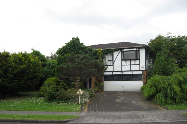 Photo of property in 150 Walter Strevens Drive, Conifer Grove, Takanini, 2112