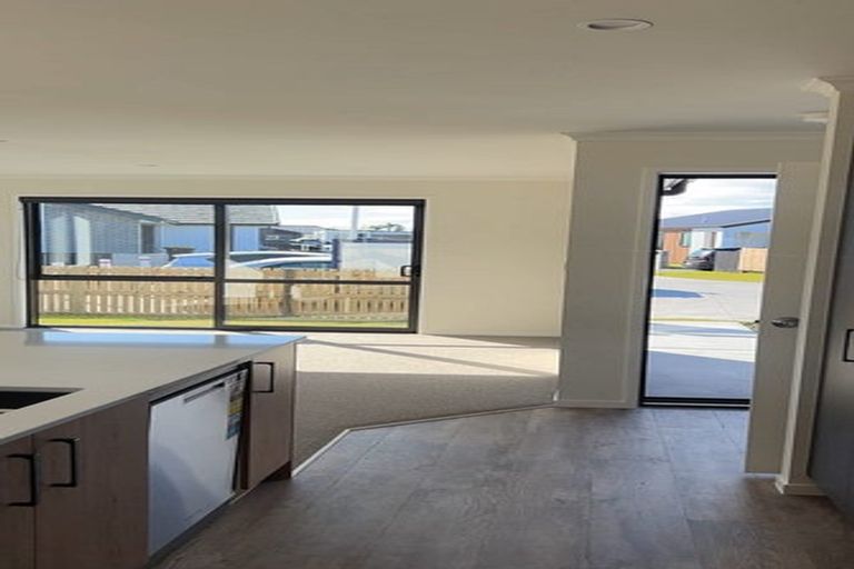 Photo of property in 4 Friesian Way, Papamoa, 3118